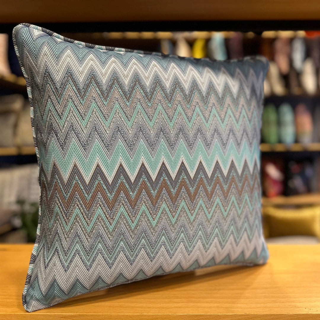 chevron-202