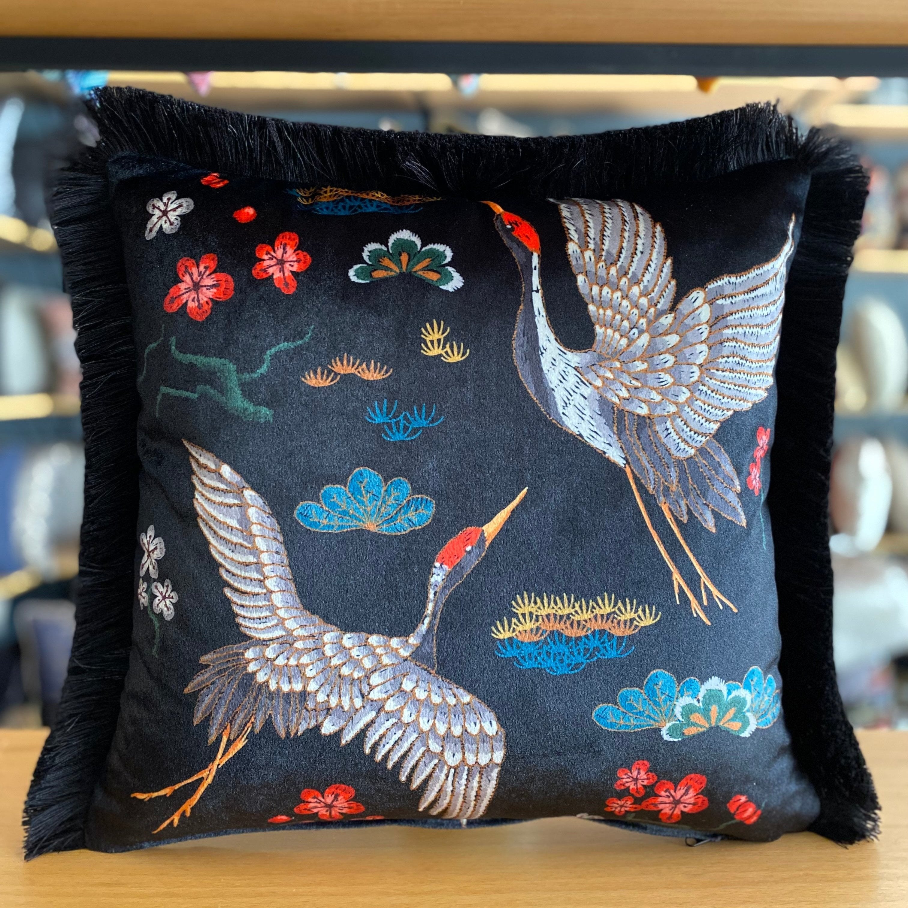 Fringe Love – Pillowy